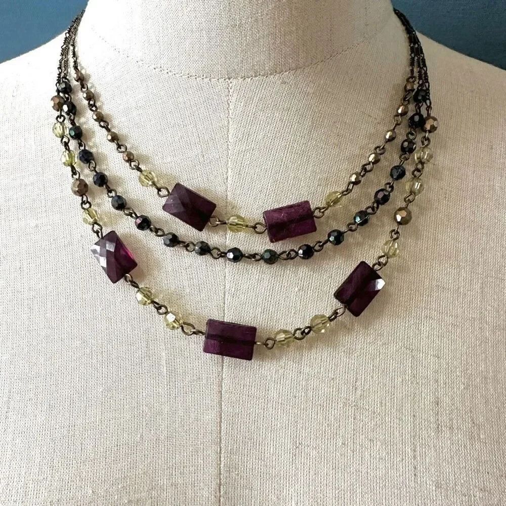 Avon purple and green double strand necklace